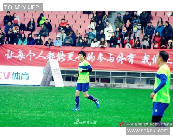 12月6号足球明星盛典回顾与精彩瞬间盘点